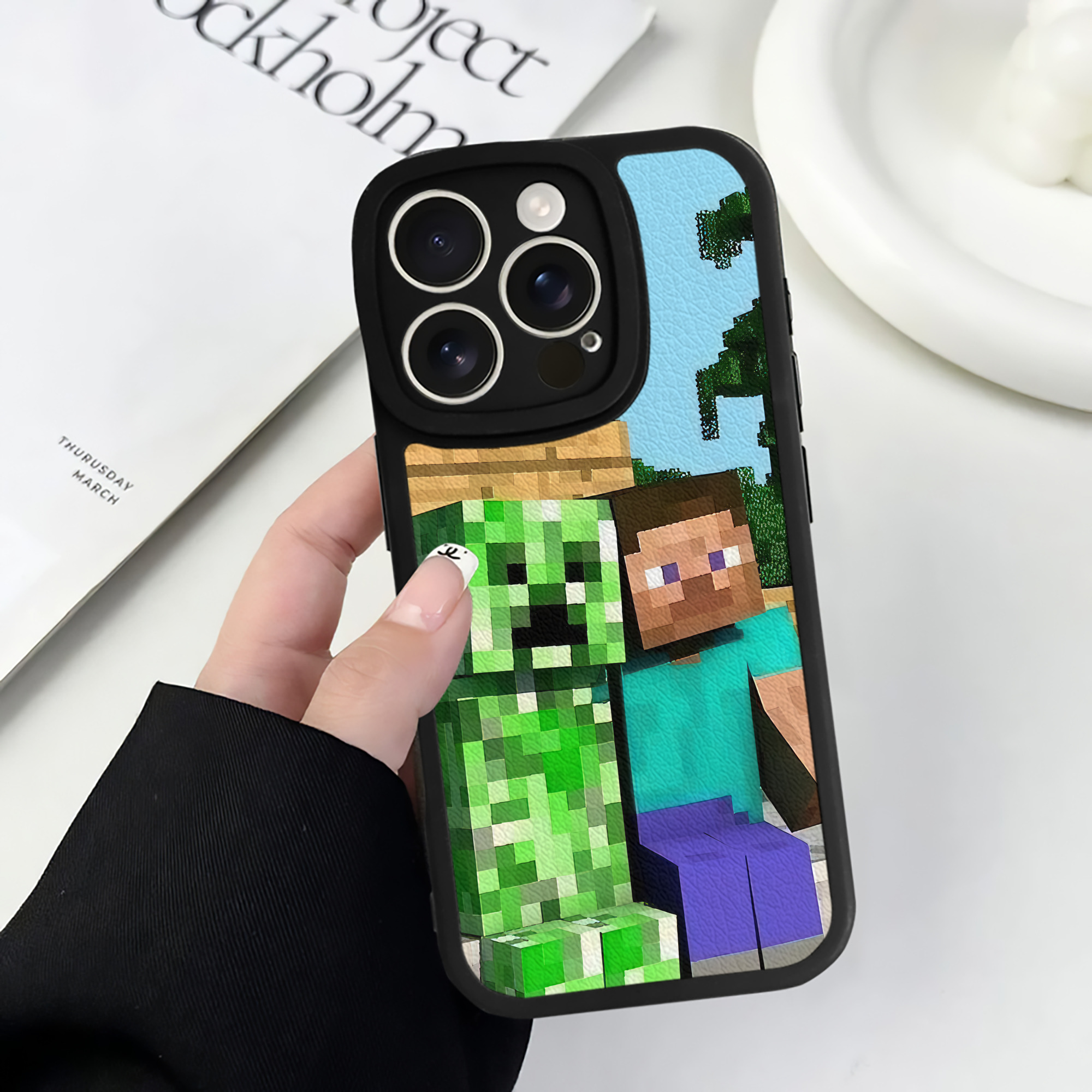 （画像用） マインクラフト ブロックの世界 Minecraft MC Block world 【iPhone 16シリーズ対応】シリコンスマホケース（レザー調） 材質：シリコン